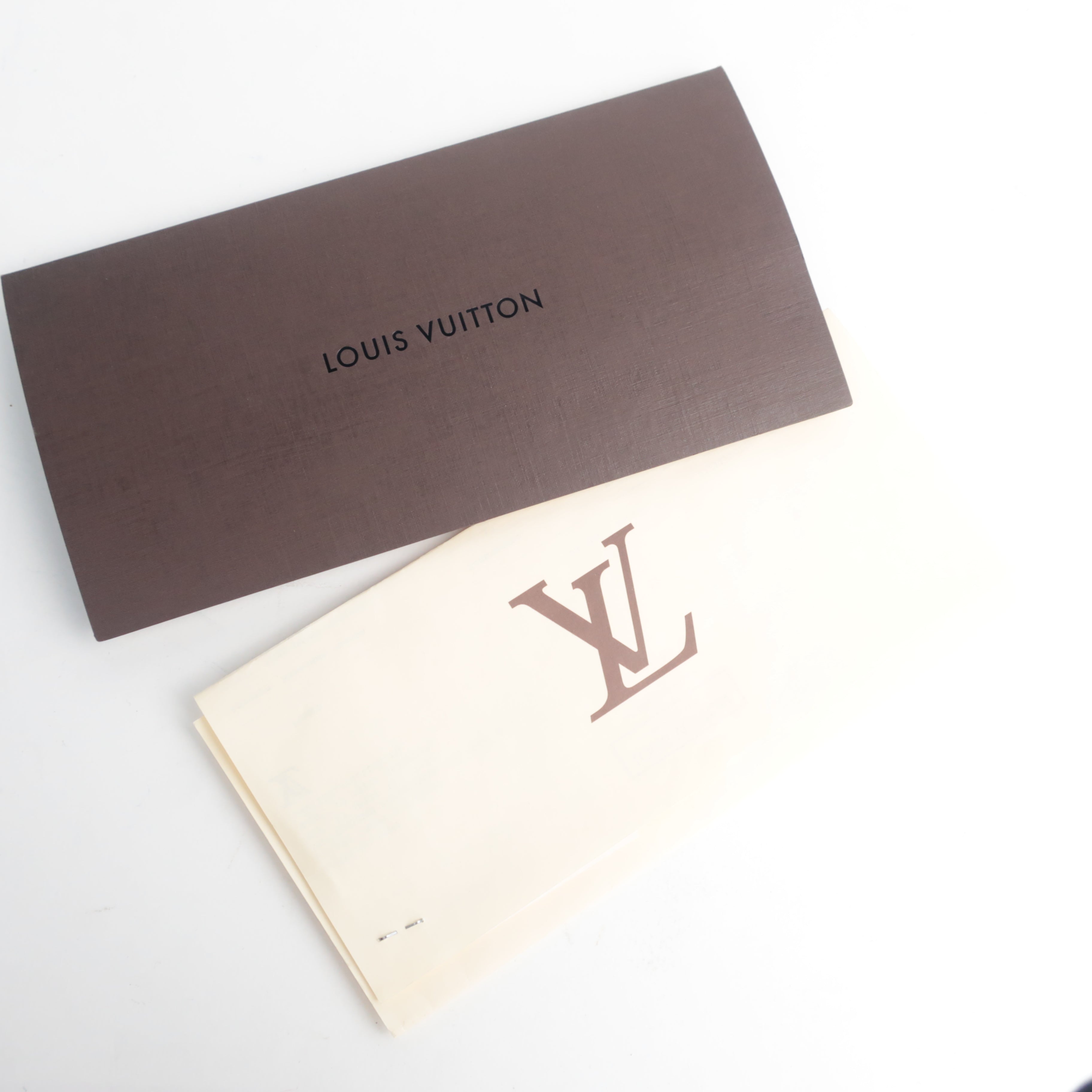 Online Repair  LOUIS VUITTON ®