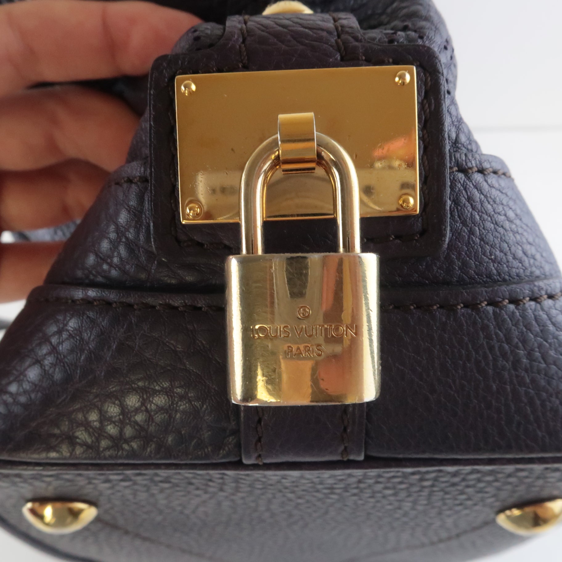 Quality Louis Vuitton Bag Repairs — Delivered to Your Door