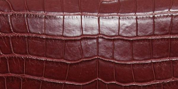 Ultimate Chanel Leather and Material Guide: Which Chanel Leather Is Better? Chanel alligator leather
