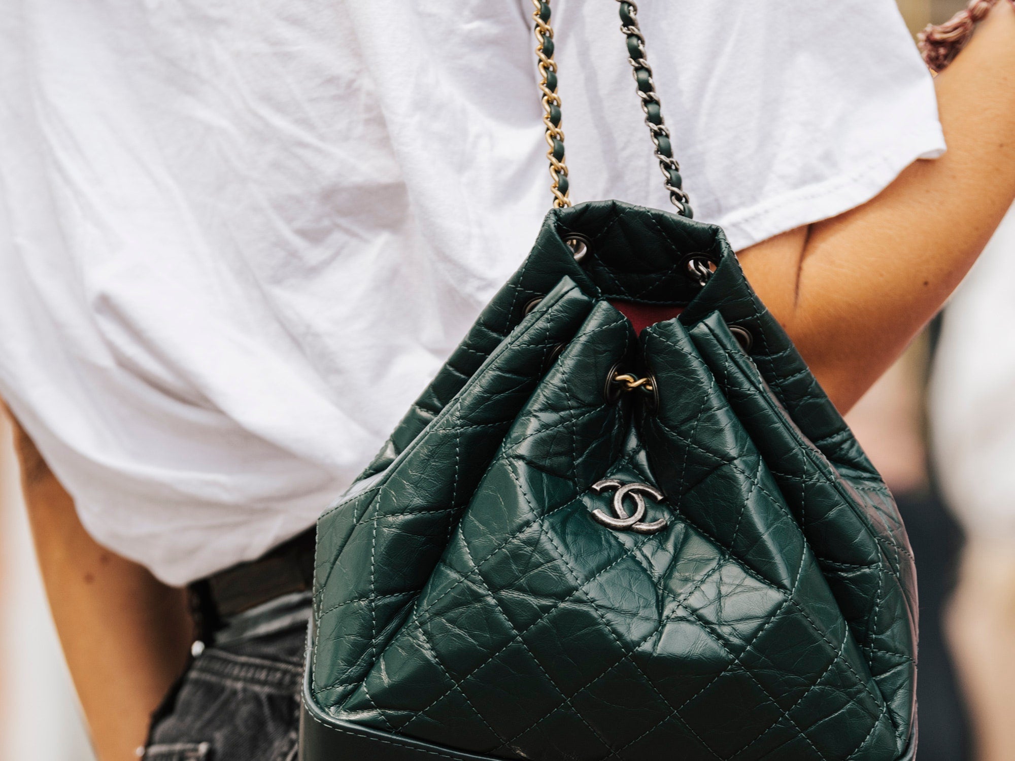 ¿Chanel arreglará mi bolso? Todo lo que necesita saber sobre la reparación de Chanel