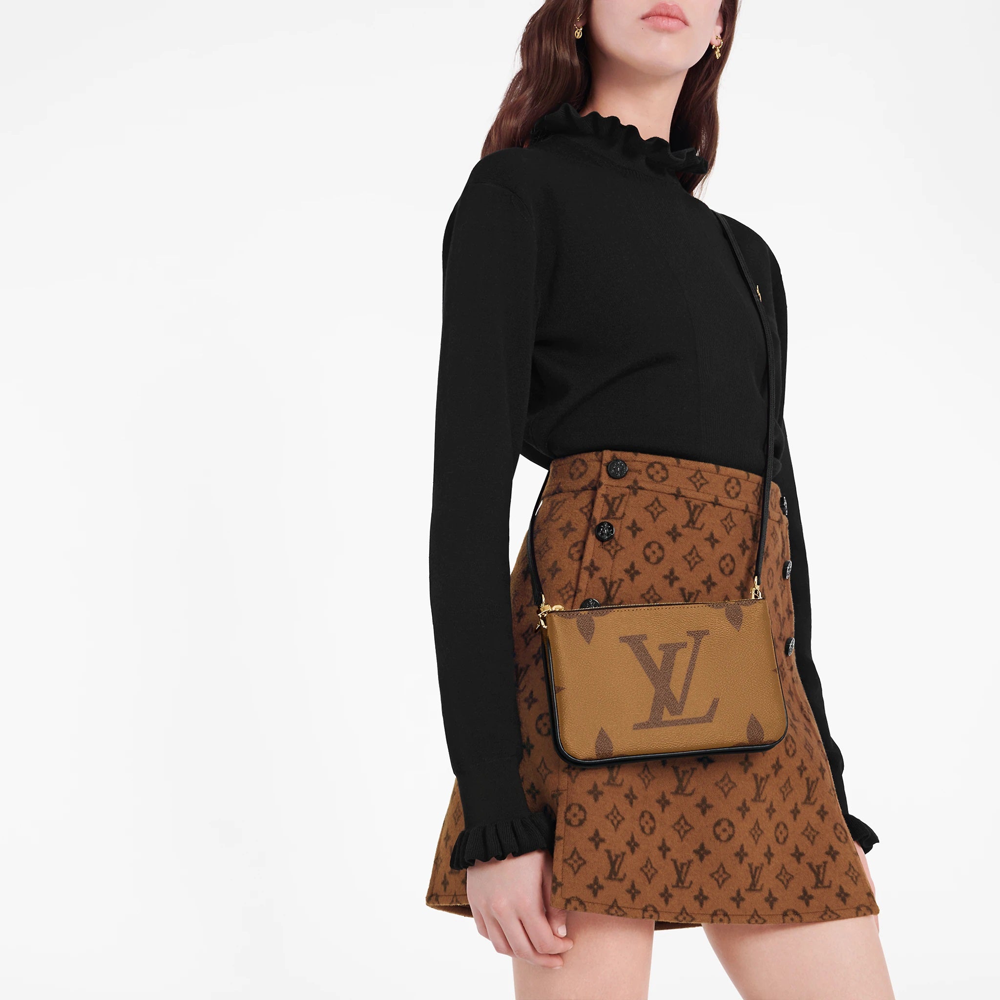 Which Louis Vuitton Handbag Is the Cheapest? Louis Vuitton Purses Under $1,500 Louis Vuitton Double Zip Pochette (Monogram Giant Reverse) purse