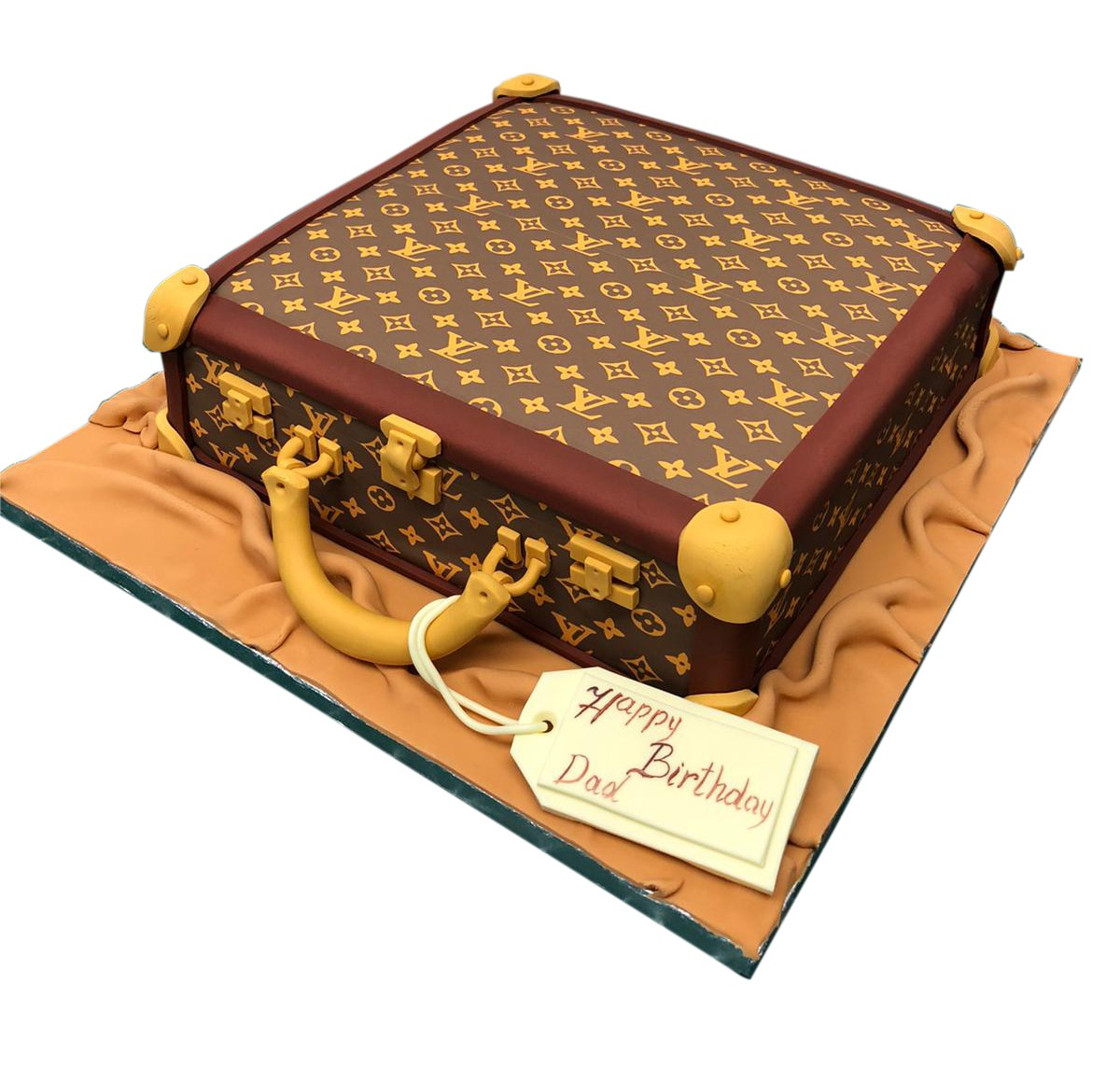 Louis Vuitton Trunk Cake Cumpleaños papá