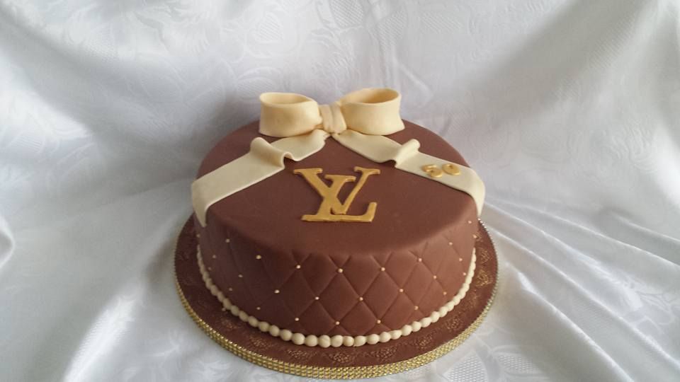 55+ Louis Vuitton Themed Cake Ideas For Birthday or Wedding – Bagaholic