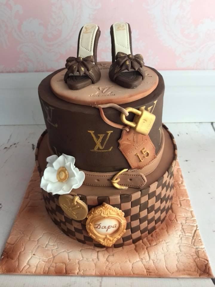 lv themed cake