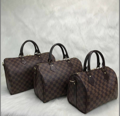 7 Sure Ways To Spot a Fake Louis Vuitton Speedy Bag – Bagaholic