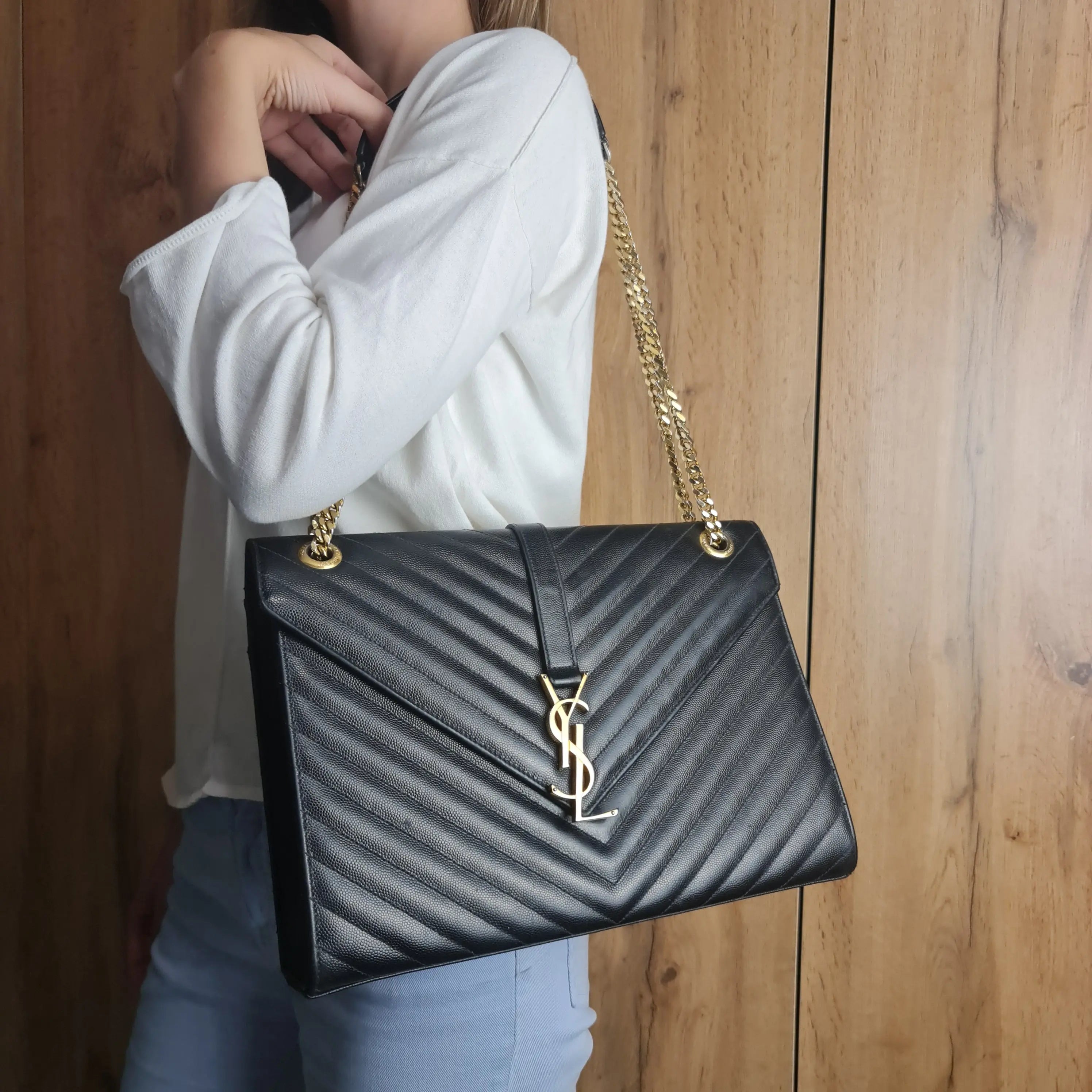 ysl envelope bag outfit