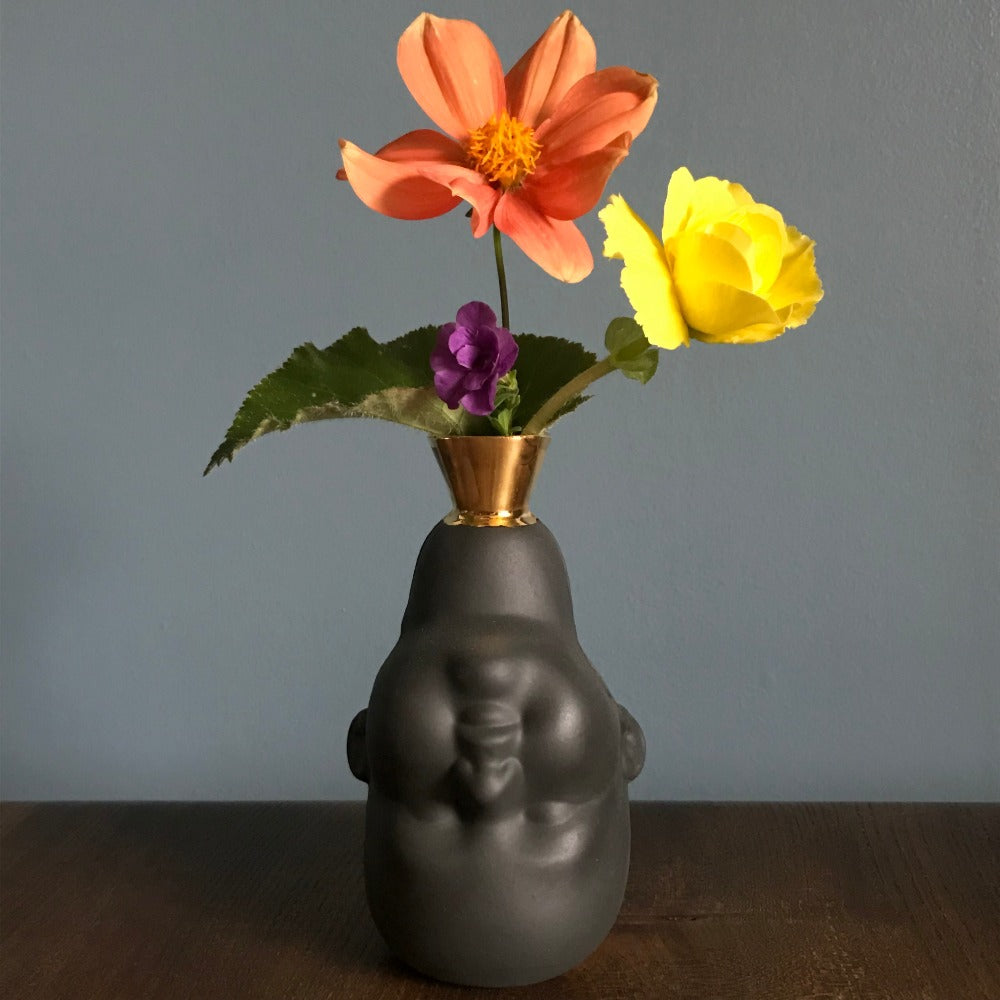 doll vase