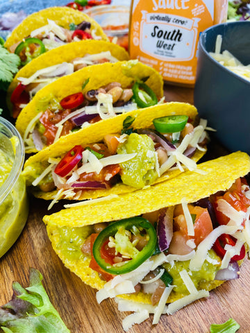 Vegetarische Tacos mit südwestlicher Soße