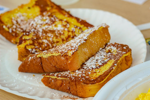 klassiska isbildning dammade French toast