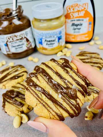 lækre chokoladecoated cookies