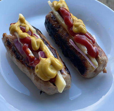 Keto obed hot dogy