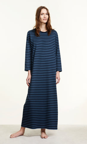 https://www.marimekko.com/eu_en/katju-nightgown-white-black-044740-068