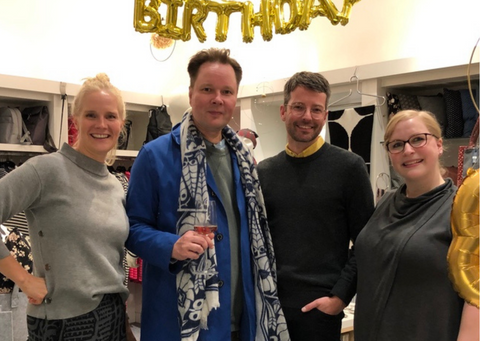 Klaus Haapaniemi besuchte das Team HARTOG Berlin im Store in der Knesebeckstraße zum 83. Geburtstag des Ladens im Oktober 2019. 