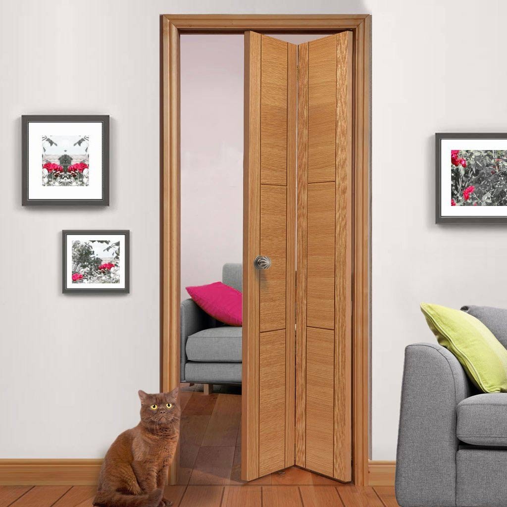Brisa Mistral Flush Oak Veneered Bifold Door - Decorative Groove - Pre