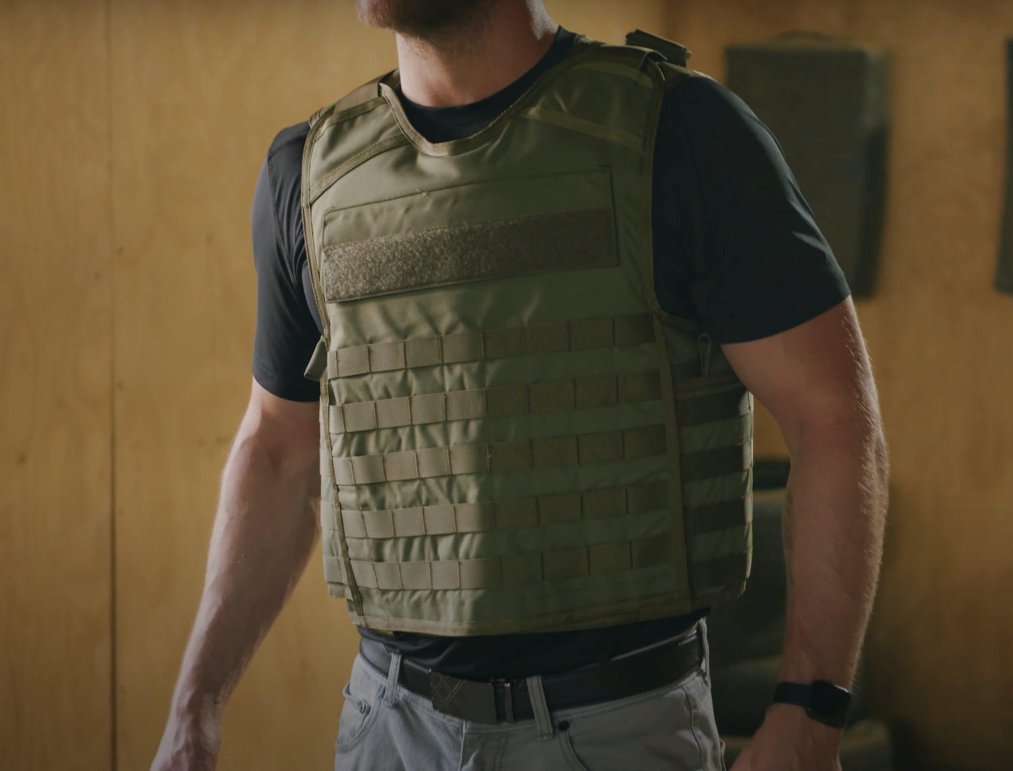 Plate carrier