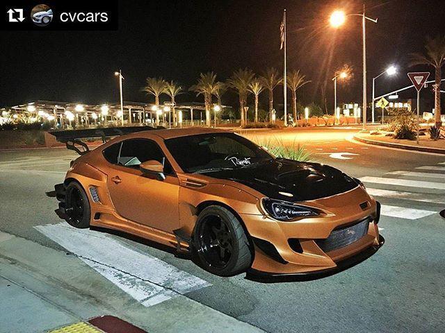 Matte Chrome Gold Vvivid Vinyl Wrap for Sale in Las Vegas, NV - OfferUp