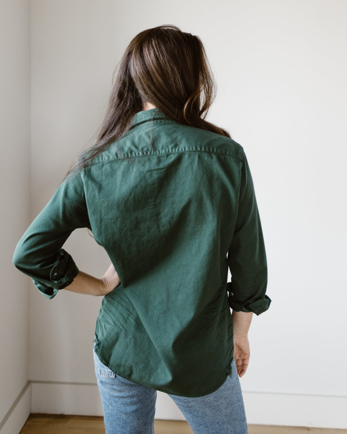 Frank & Eileen Clothing Eileen Relaxed Button Down in Forest