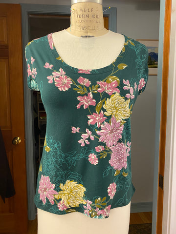 Thoughts on Style Arc Evie Knit Top, and Mettler Seraflex Thread ...