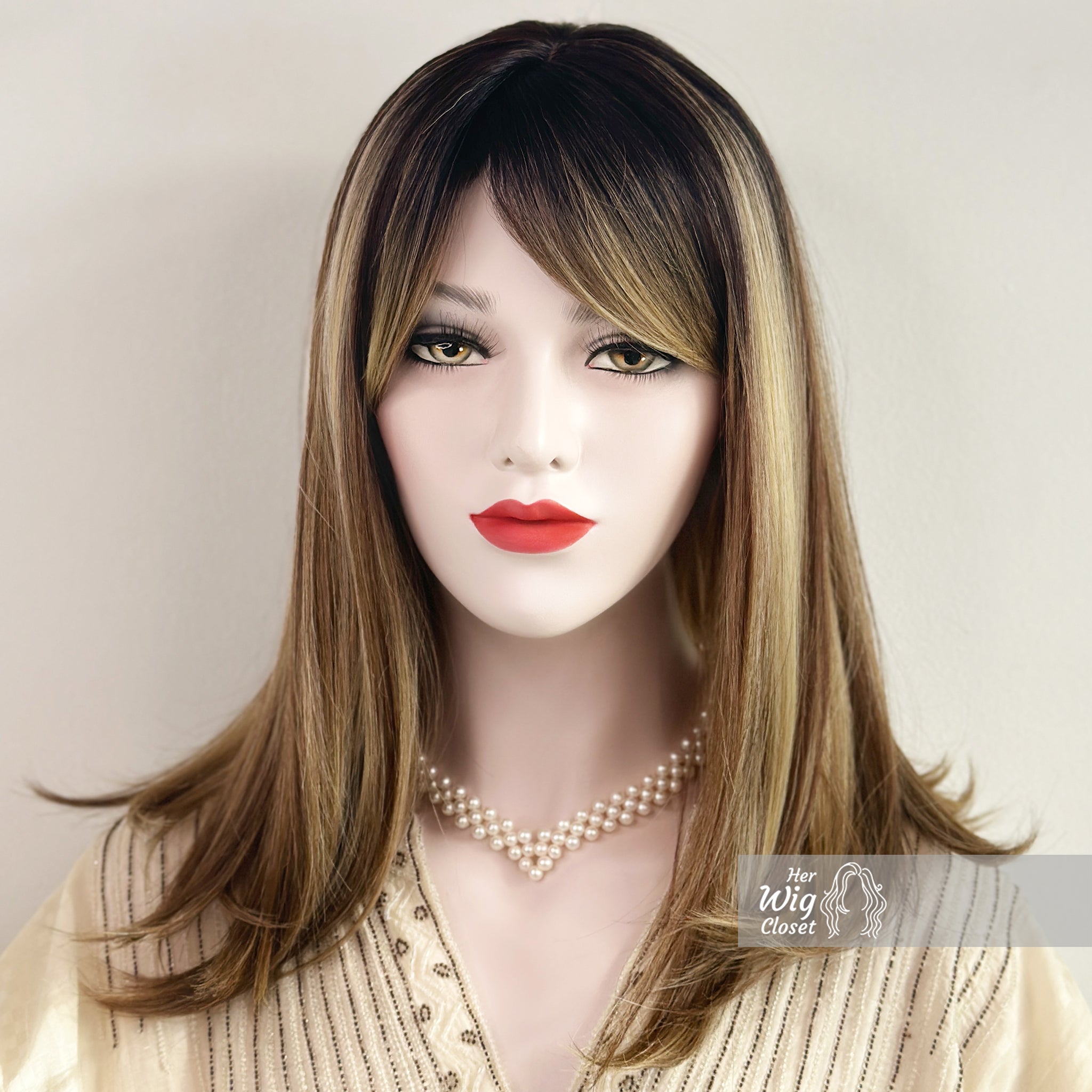 Elisa001 Watermarked.jpg__PID:a532e04b-7087-499c-b163-cd210b179f5f