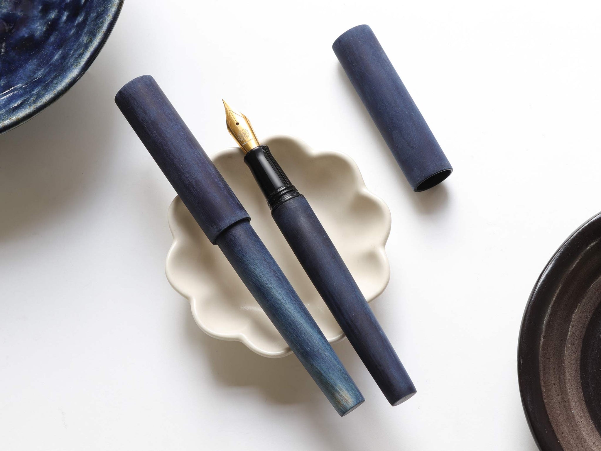 Wancher-Sekai-Ai-fountain-pen-6.jpg__PID:c5854bb4-7a82-4eb4-bef7-0595cdc5e2c3