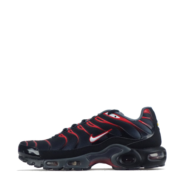 nike air max plus men's red and black