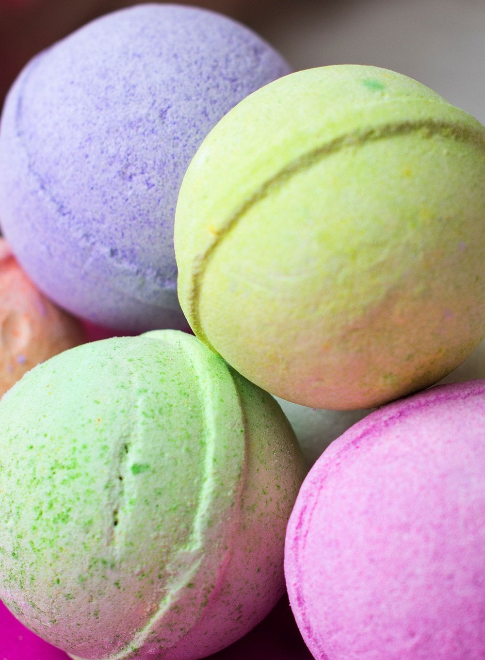 6 bath bombs