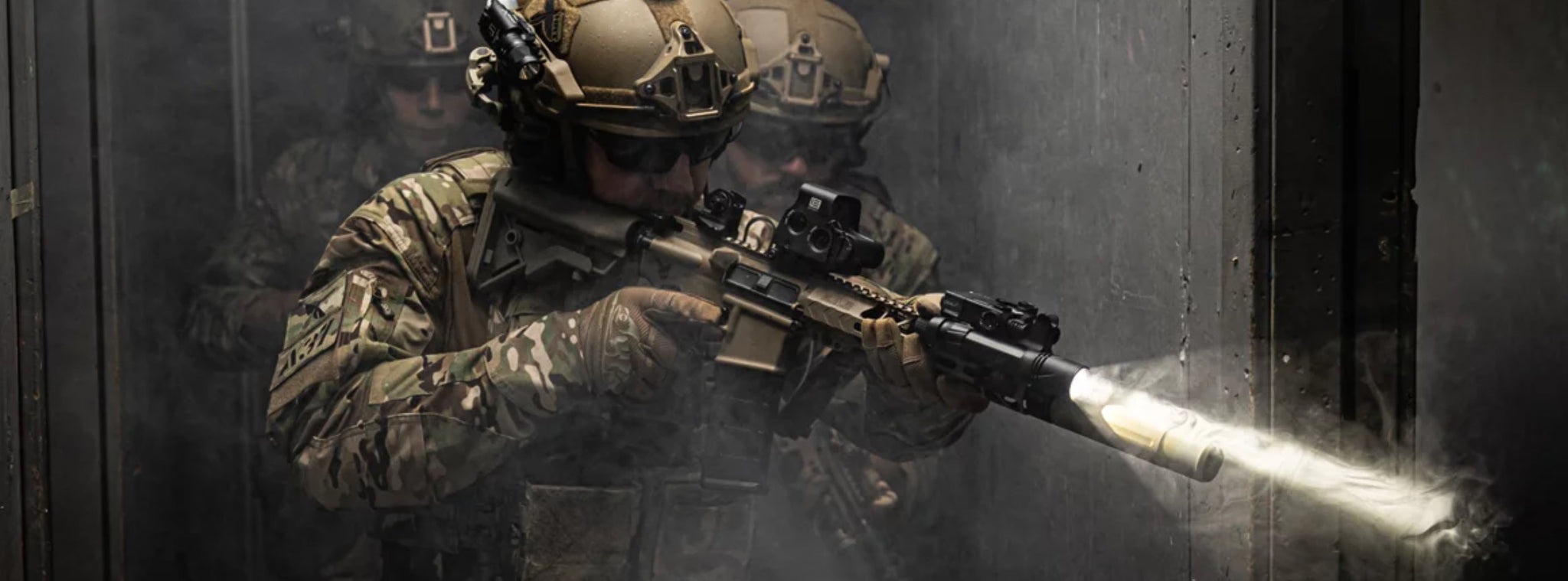 HRT AWLS advanced weapon Light system military tactical use uniform spell close range navigation