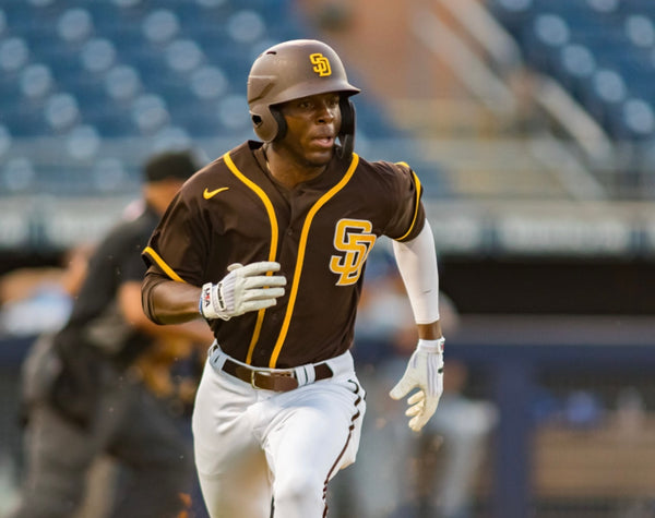 Justin Farmer, a San Diego Padres prospect and standout baseball player in Florida who uses baseball gear