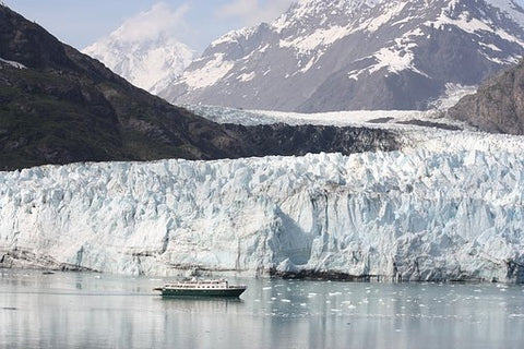 Alaska Hubbard Glacier seen from the sea