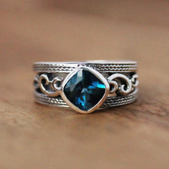 Water Ring, London Blue Topaz