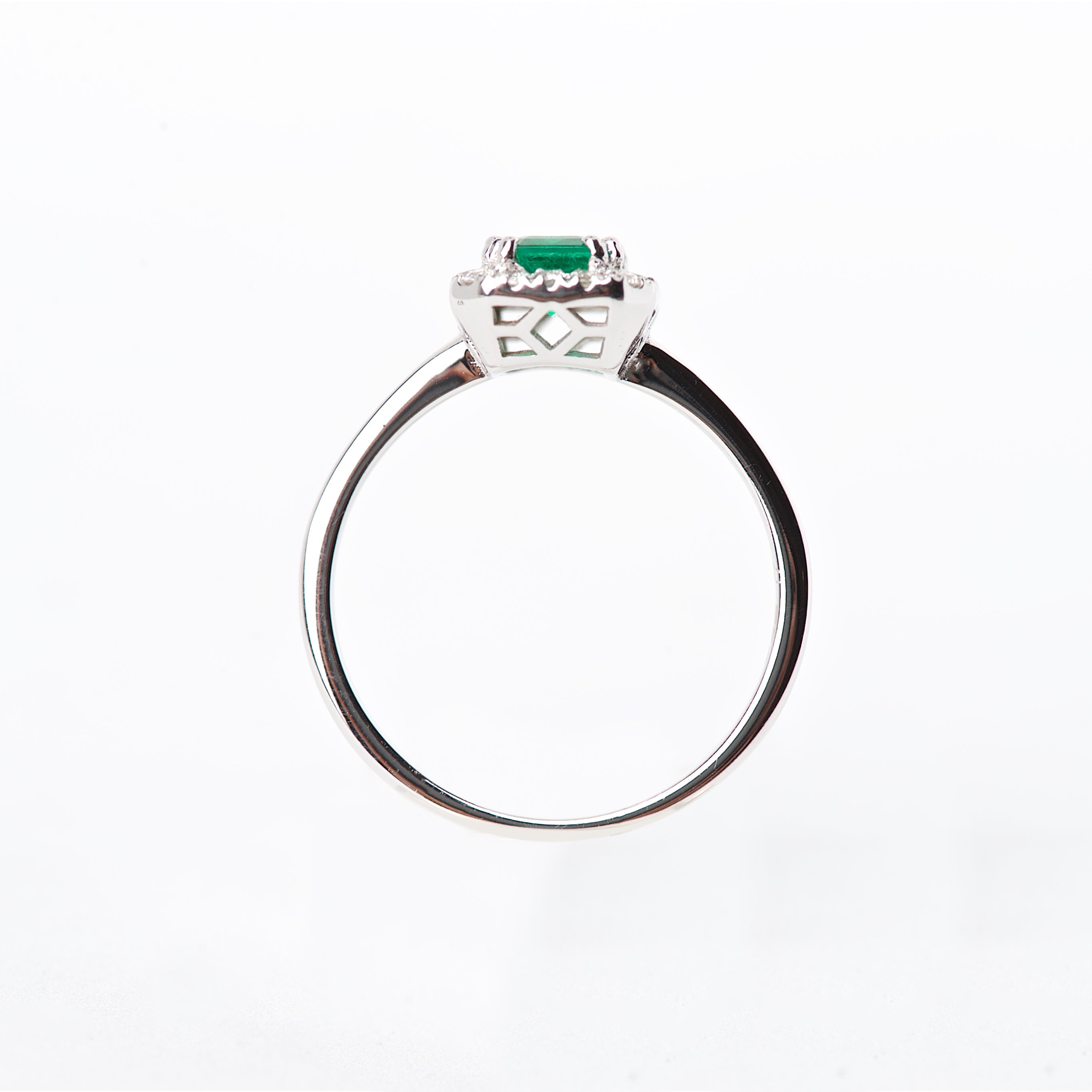 The Willow - 18K Emerald and Diamond ring