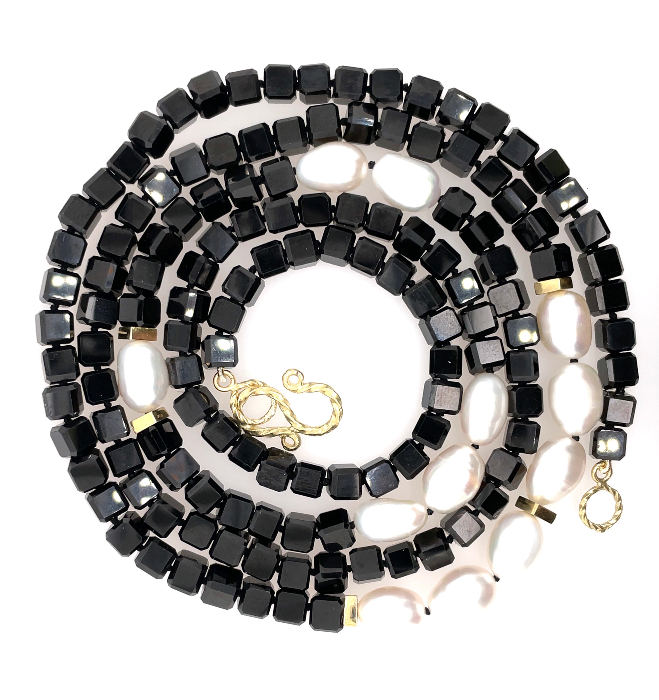 36 " Cube Shaped Black Spinel and Freshwater Baroque Pearl Beaded Necklace