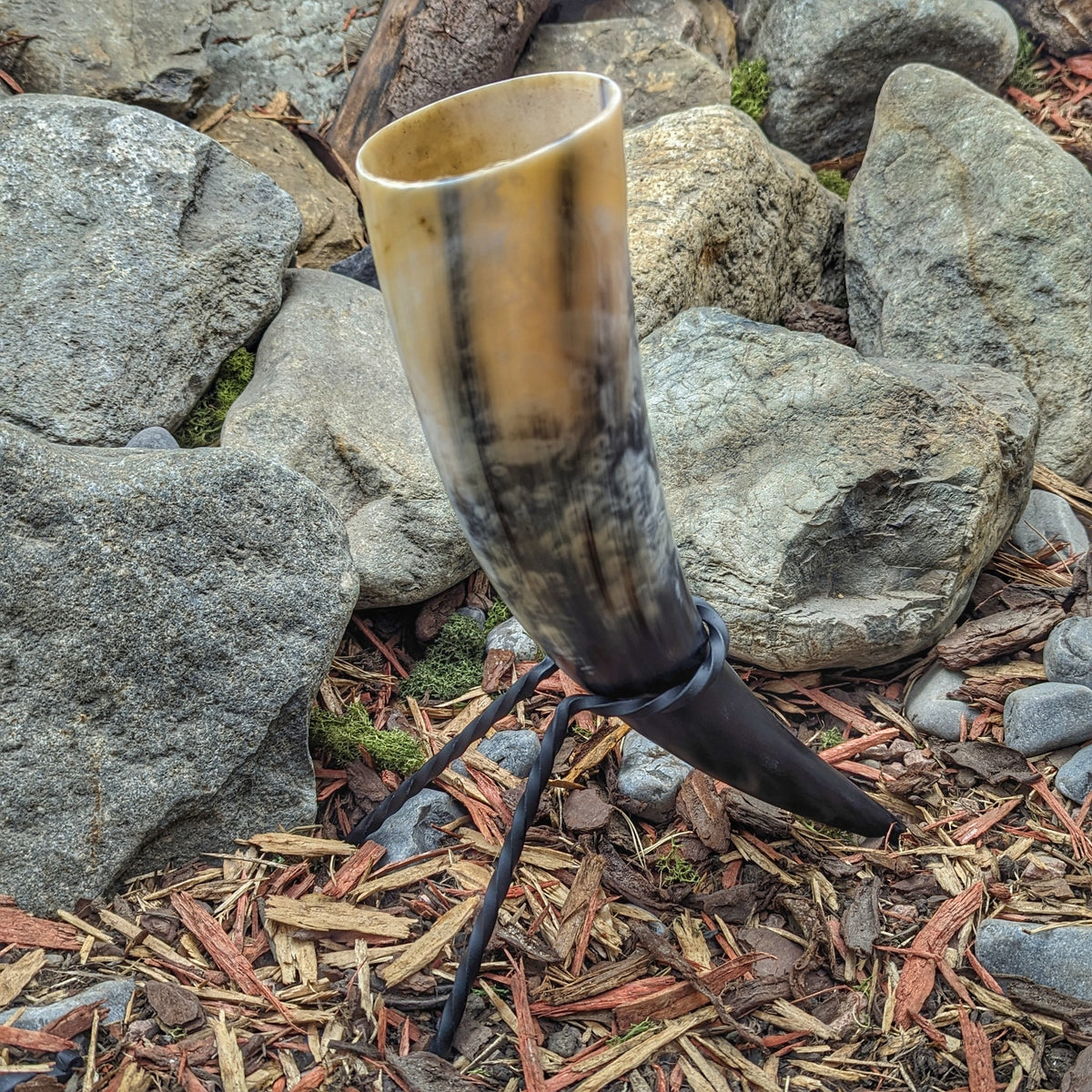 Plain drinking horn