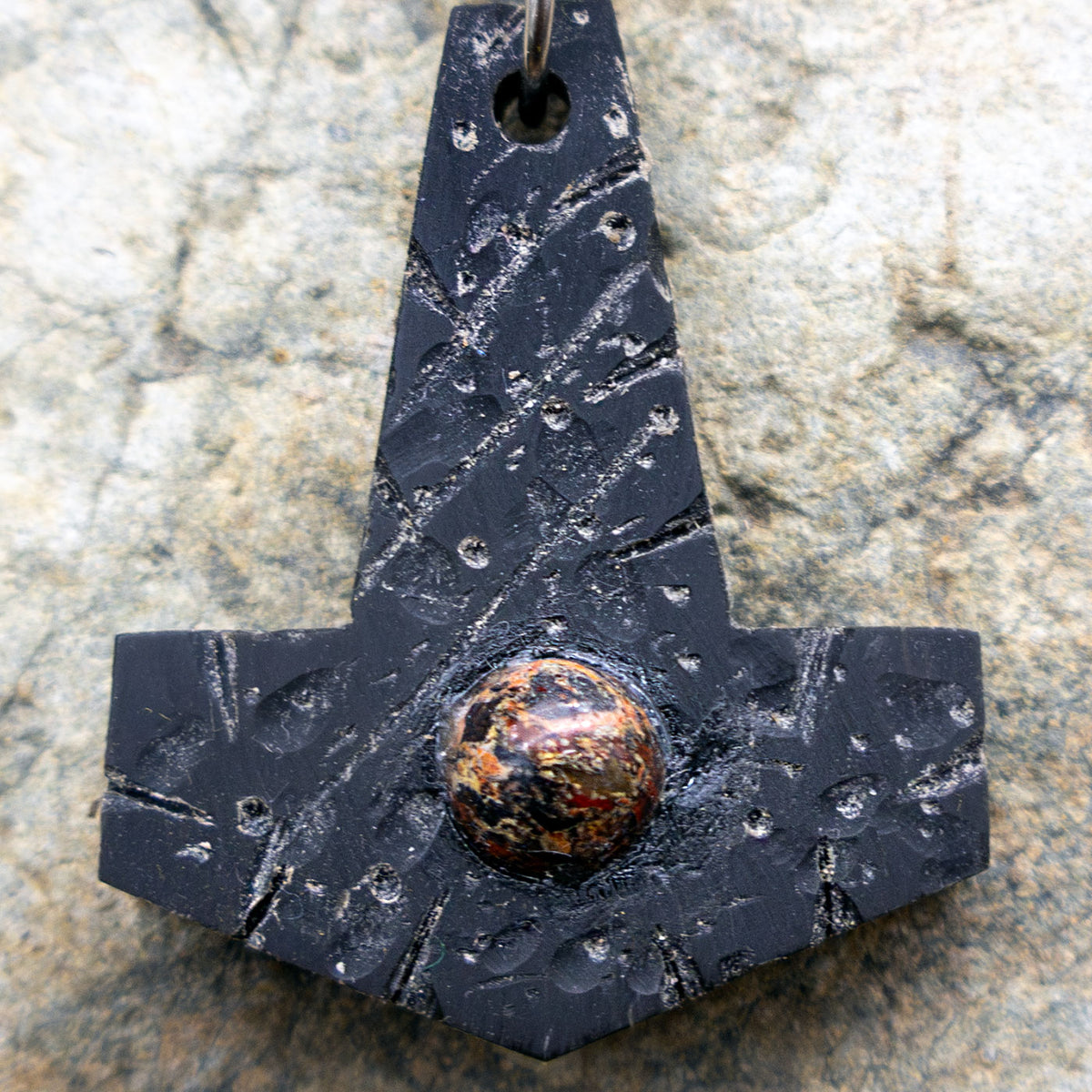 Battle worn Buffalo Horn with Gemstone Mjölnir pendant