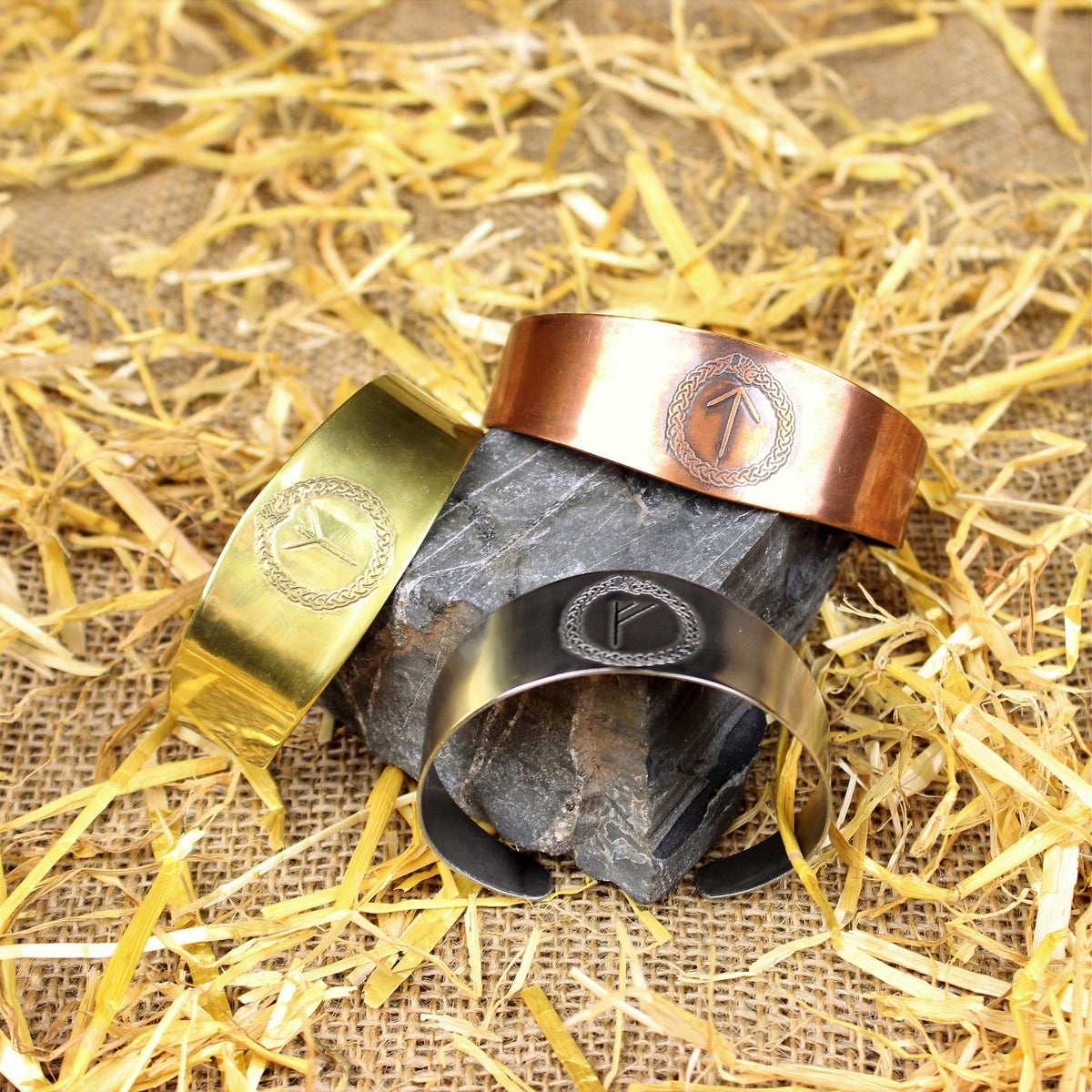 Rune shield cuff (Elder Futhark)