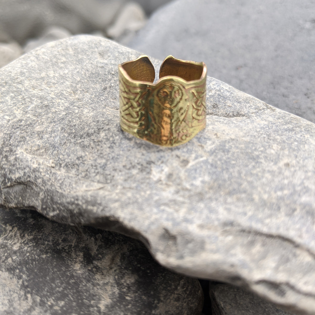 Owl cutout ring- Brass