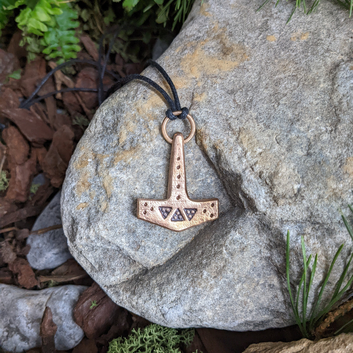 Traditional Bronze Mjölnir Pendant