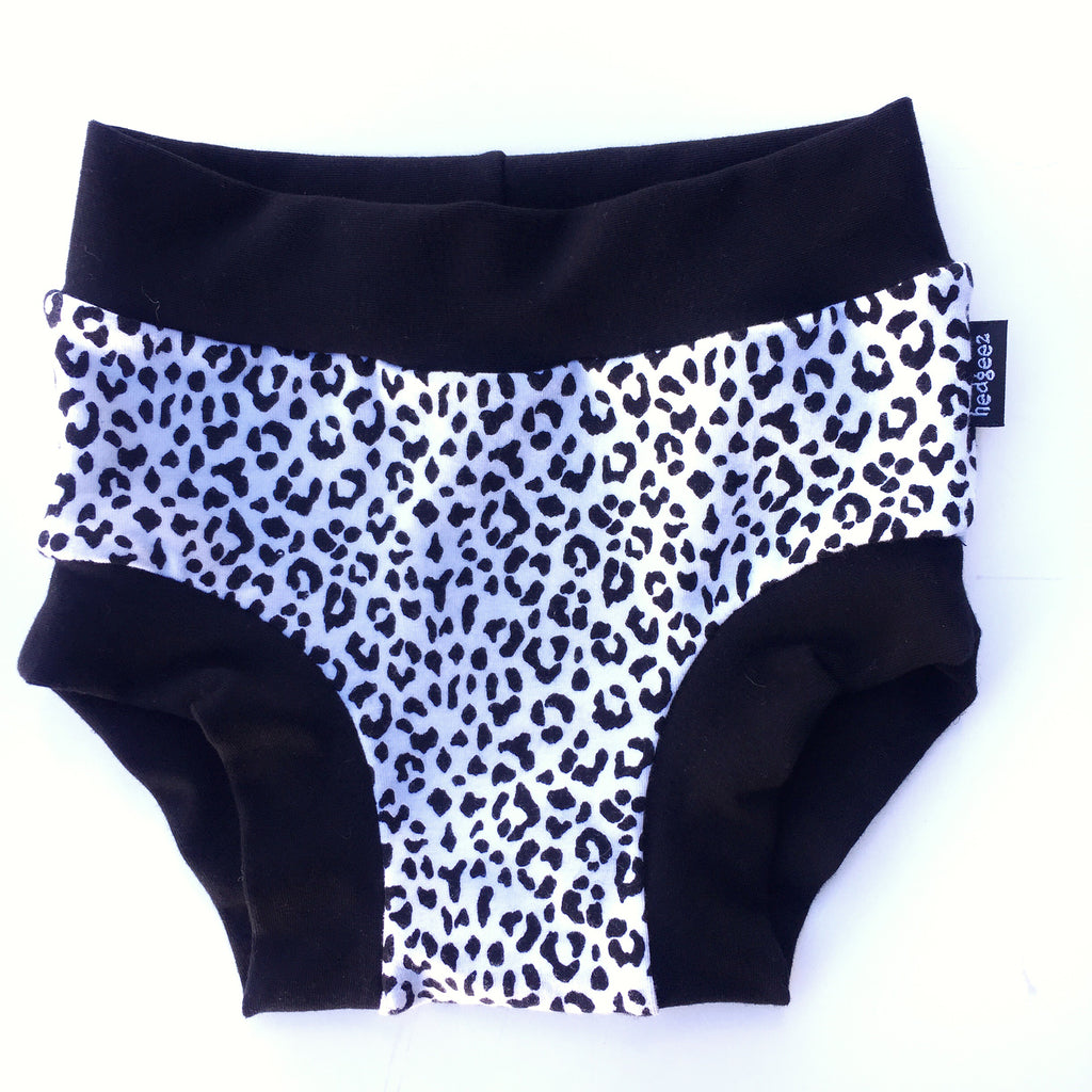 Girls Undies 4 Pack – Hedgeez Clothing