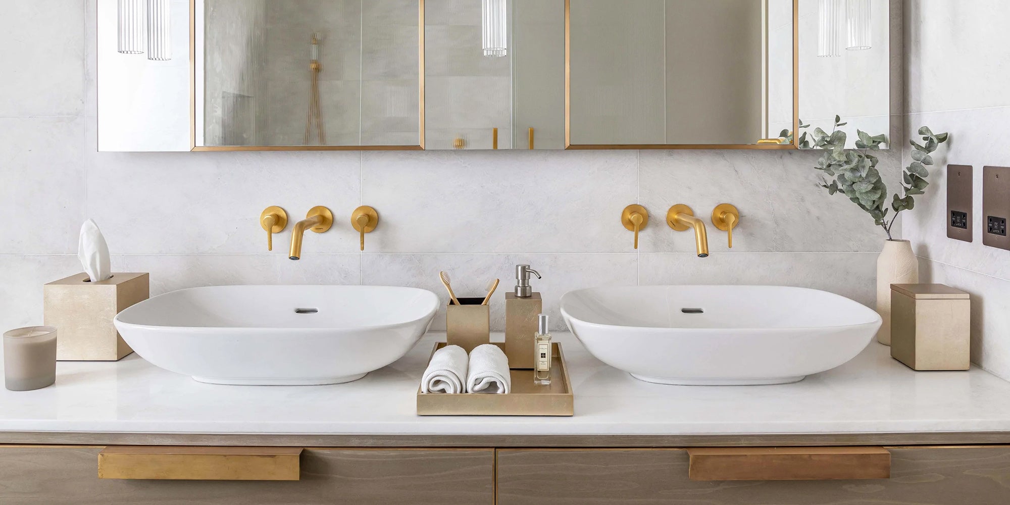 Louis Vuitton Blue White Bathroom Set Home Decor Hypebeast Luxury