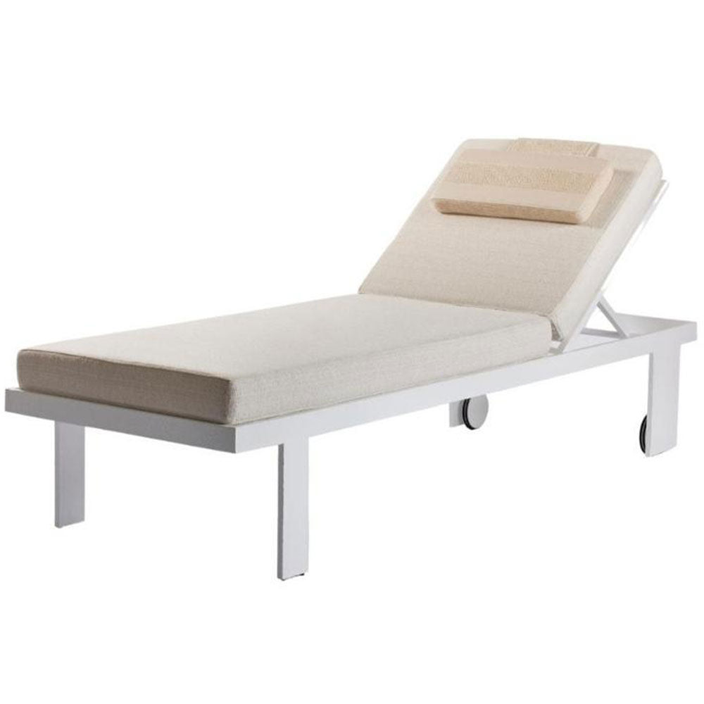 Outdoor Sol Upholstered Lounger