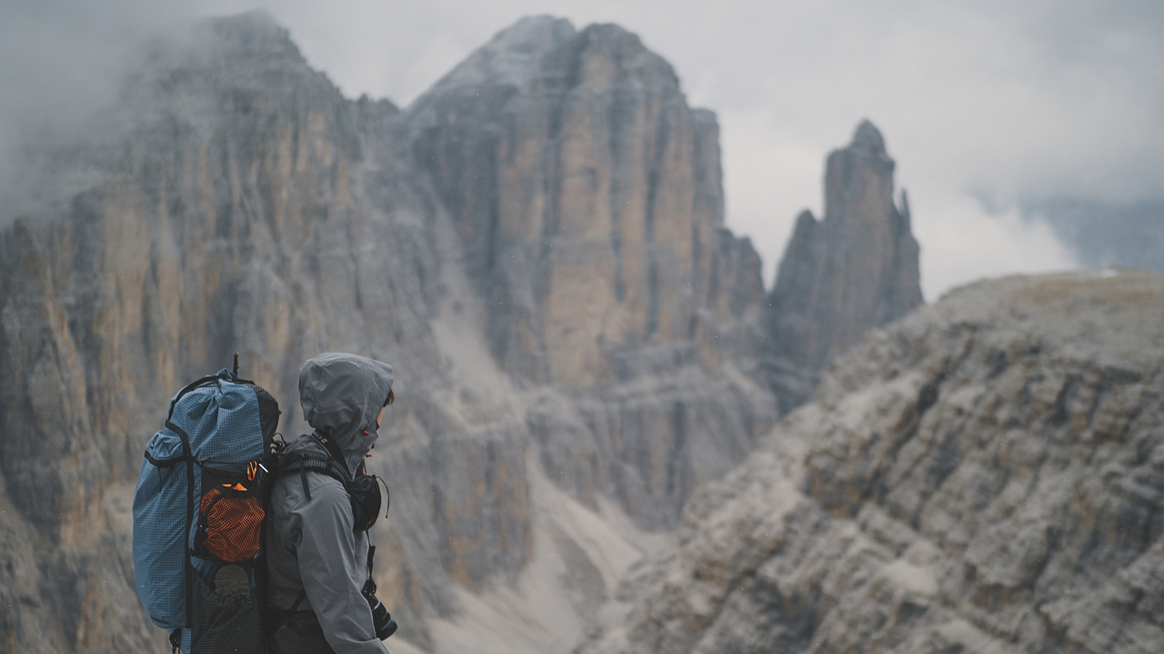 Deux Pas Vers l'Aautre The Alps Italy