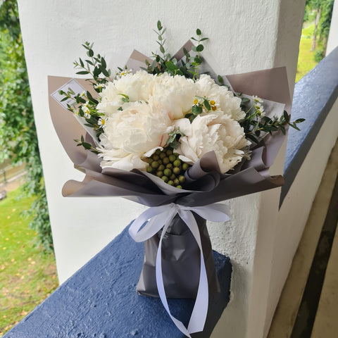 Peony bouquet, hand bouquet, white peony, flower delivery Singapore