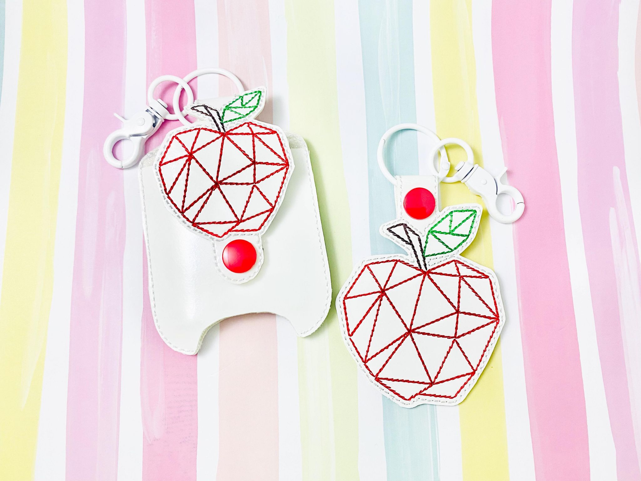 Geo Apple 2oz Applique Sanitizer Holder and Snap Tab Set