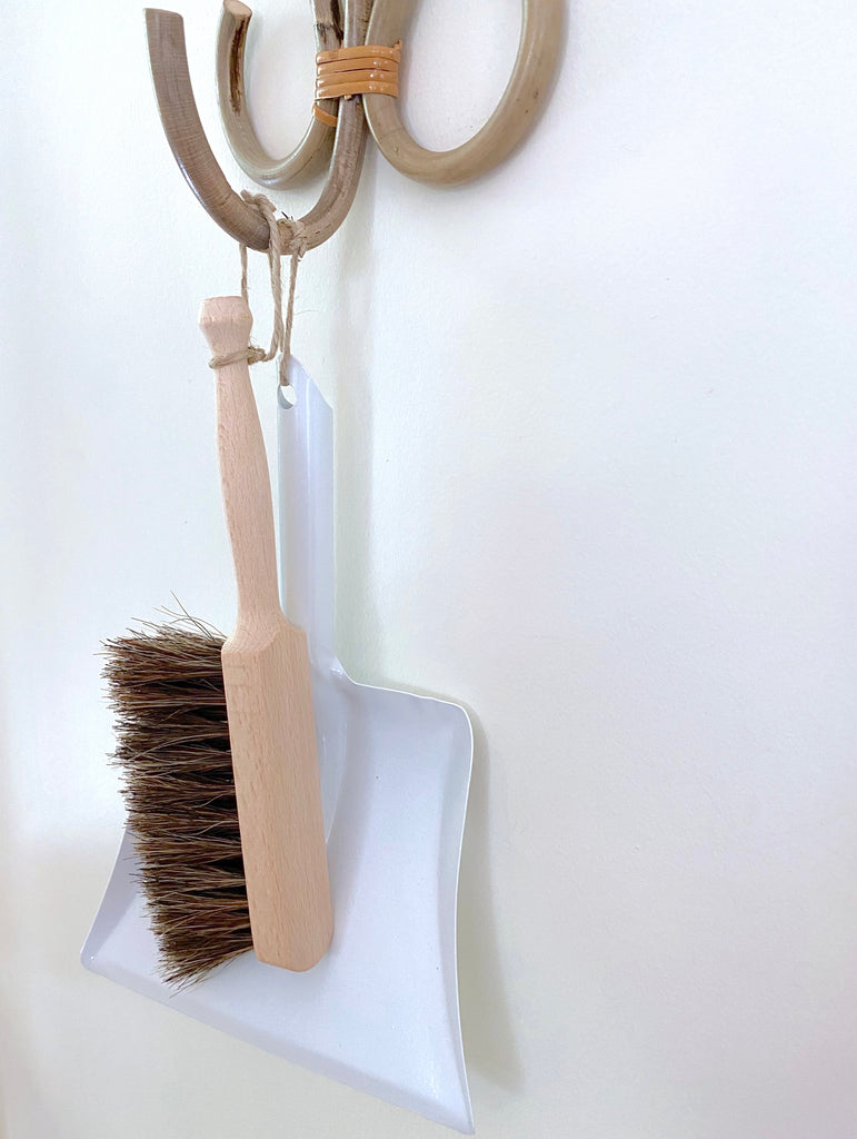 childrens brush and dustpan set