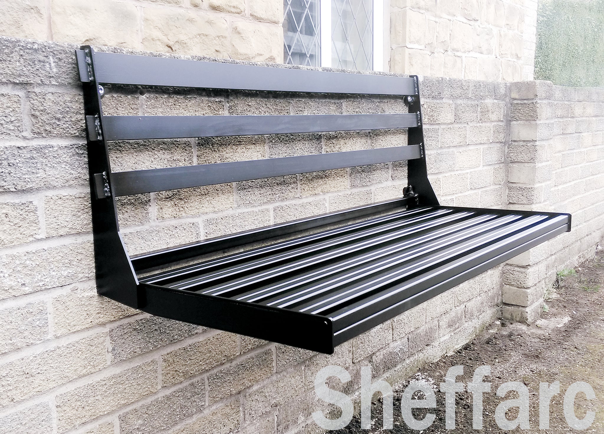 metal sitting bench