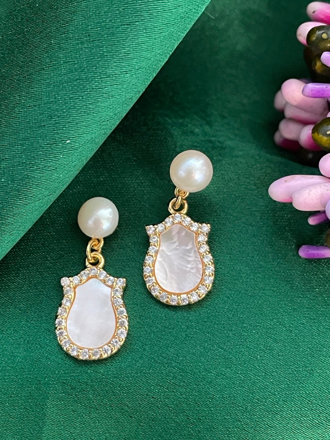 image for Fresh water pearl Earring With AD & Mother of Pearl in Gold