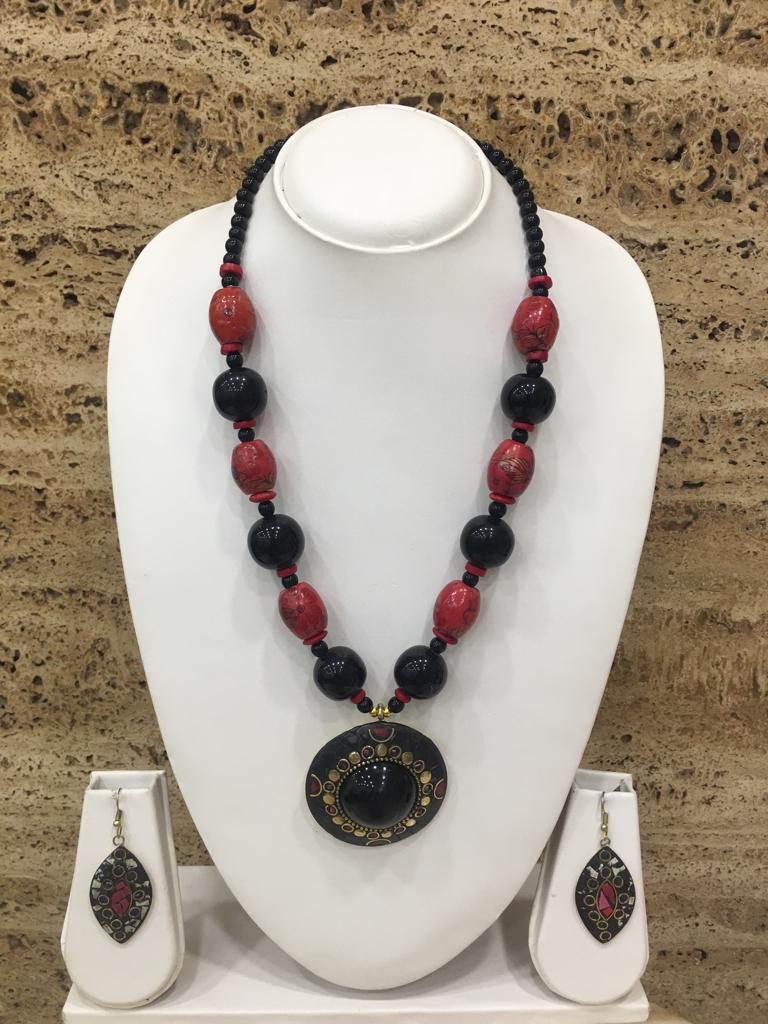 image for Afghani Tibetan Gold Plate Brass Multi-Color Pendant Red Stone Black Beads Necklace with Earring