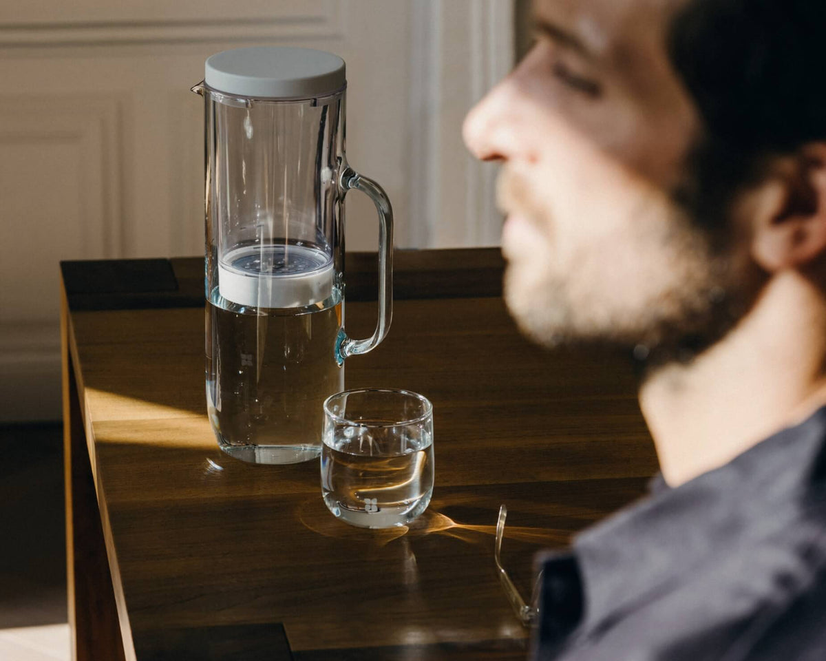 Carafe filtrante en verre : comment bien l'entretenir ? : Femme Actuelle Le  MAG