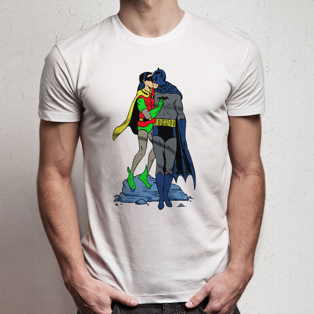 Batman Kissing Robin Quality Print Gay Men'S T Shirt – BlacksWhite