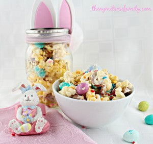 Easter-Candy-Bunny-Tail-Mix-Dessert